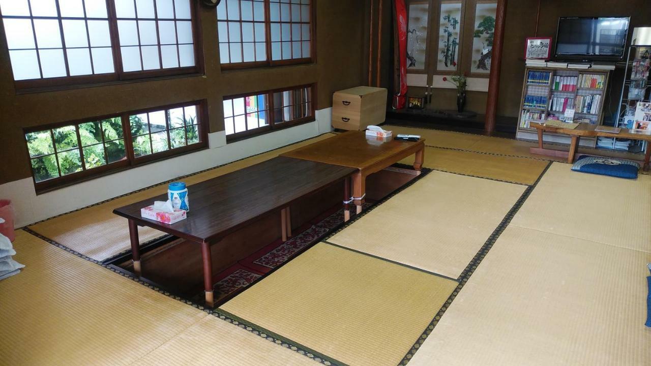 Walking Pilgrimage Hotel Tokiwa Ryokan Ozu  Εξωτερικό φωτογραφία