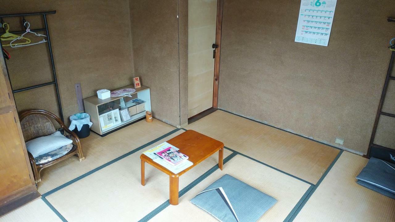 Walking Pilgrimage Hotel Tokiwa Ryokan Ozu  Εξωτερικό φωτογραφία