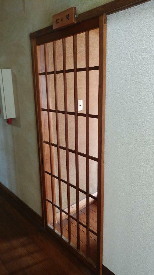 Walking Pilgrimage Hotel Tokiwa Ryokan Ozu  Εξωτερικό φωτογραφία