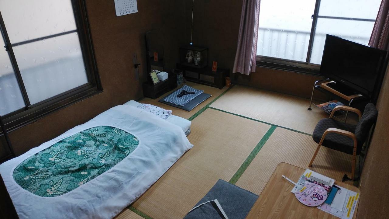 Walking Pilgrimage Hotel Tokiwa Ryokan Ozu  Εξωτερικό φωτογραφία