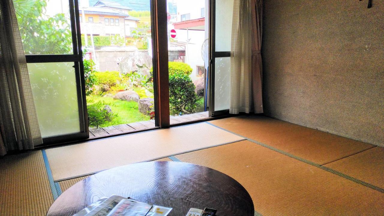 Walking Pilgrimage Hotel Tokiwa Ryokan Ozu  Εξωτερικό φωτογραφία